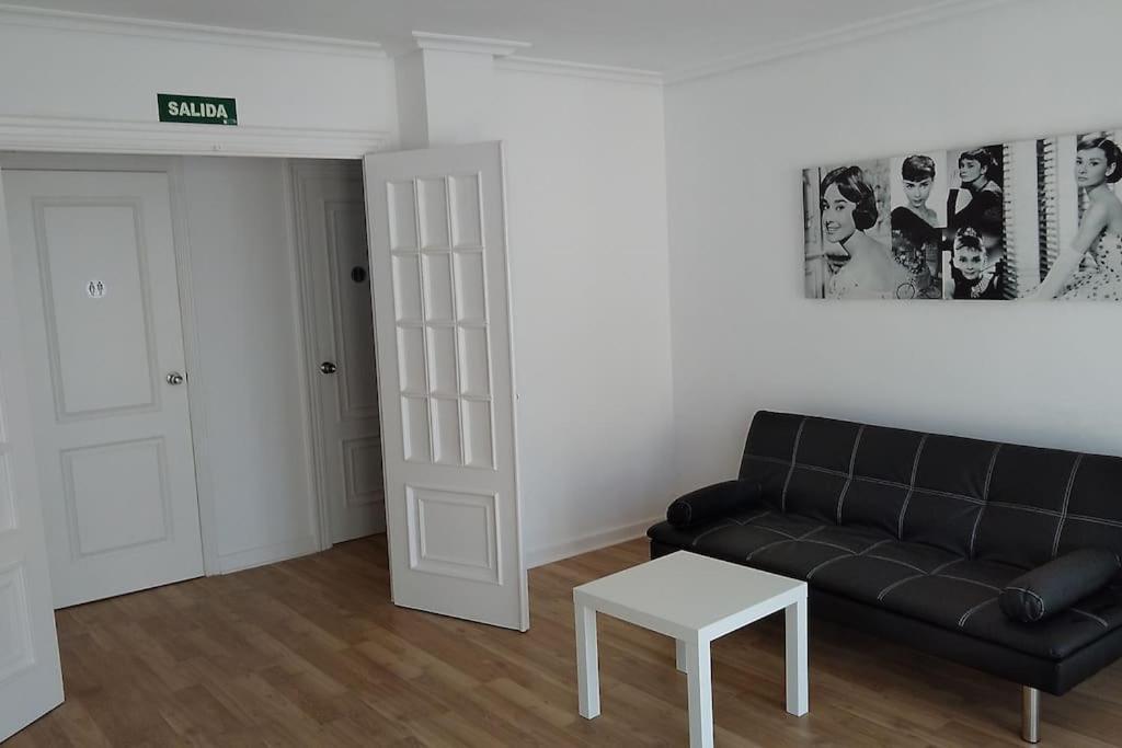 Ven Y Desconecta!! Lägenhet Viana  Exteriör bild
